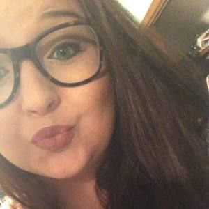 Meet your Posher, Cora